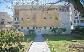 Modern Living In The Heart Of Trogir