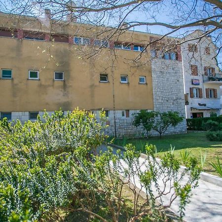 Apartament Modern Living In The Heart Of Trogir Zewnętrze zdjęcie