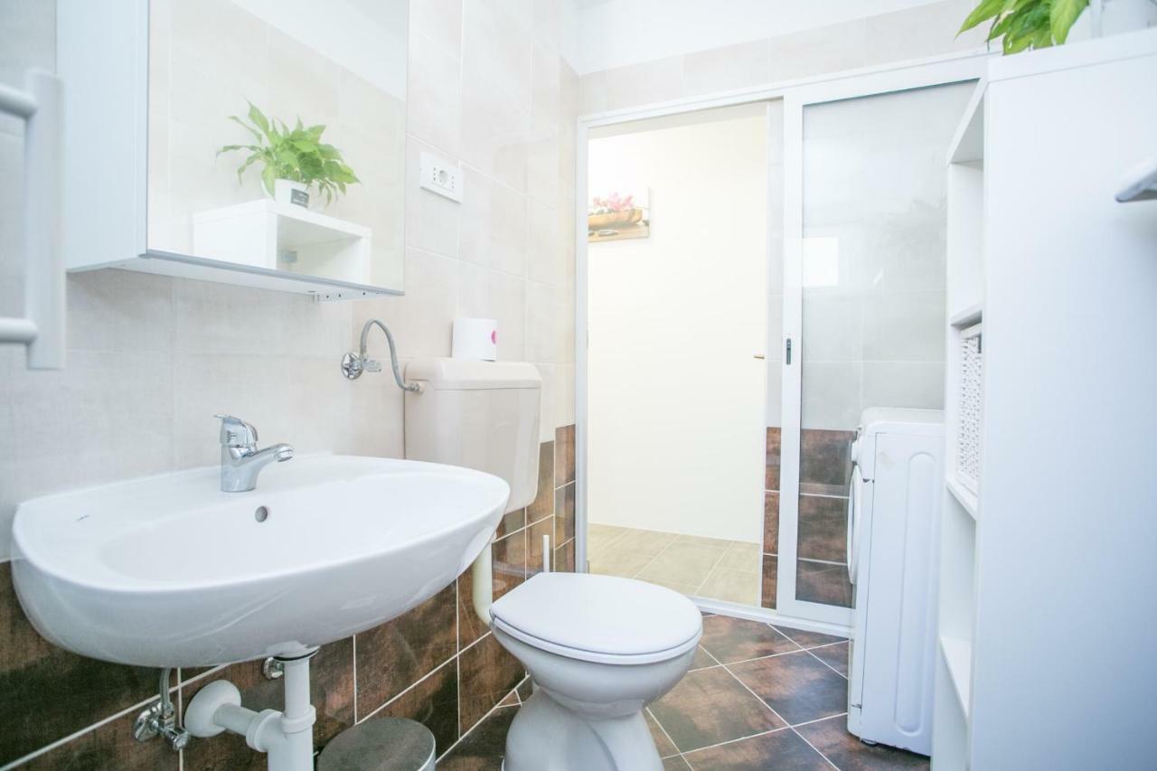 Apartament Modern Living In The Heart Of Trogir Zewnętrze zdjęcie